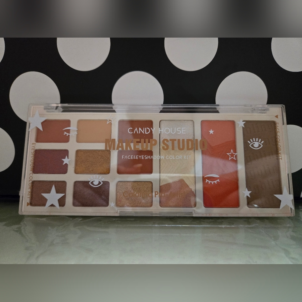 5/$25✨️Eyeshadow Palette✨️